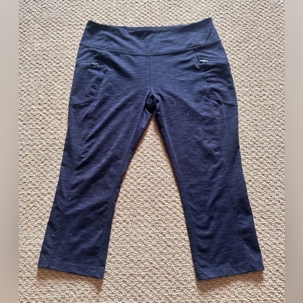 Eddie Bauer crop leggings